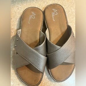NWOTS A2 by Aerosoles silver sandals sz 9.5